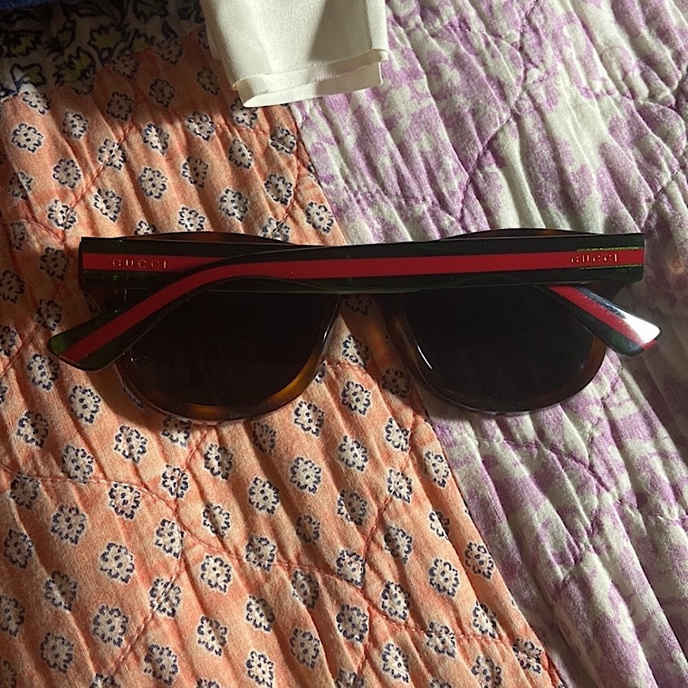 Gucci Tortoise Pattern Sunglasses - image 5